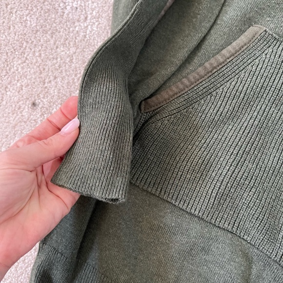 2 Maternity Knit Sweaters - Picture 7 of 7